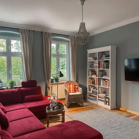 Hinter'm Landliebe Luxurioeser Wintergarten Kacheloefen *