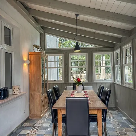 Lägenhet Hinter'm Landliebe Luxurioeser Wintergarten Kacheloefen