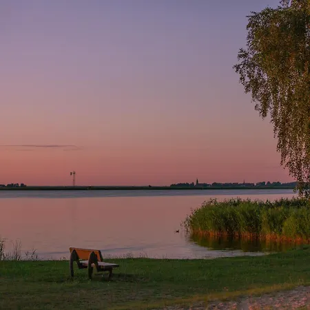 Lägenhet Hinter'm Landliebe Luxurioeser Wintergarten Kacheloefen *