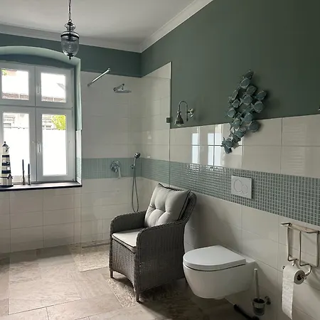 Hinter'm Landliebe Luxurioeser Wintergarten Kacheloefen * Hintersee