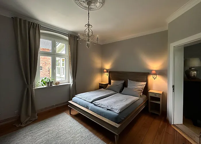 Hinter'm Landliebe Luxurioeser Wintergarten Kacheloefen * Hintersee